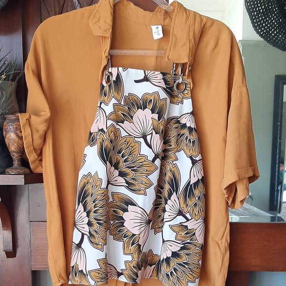 Topshop / Elm Tops - Mustard Coloured Shirt and Singlet Set Size 10/12